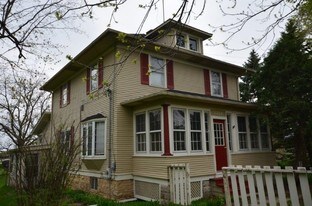 1214-1216 Main St in Batavia, IL - Building Photo