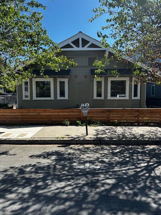 1322 Morro St-Unit -1322-102 in San Luis Obispo, CA - Building Photo