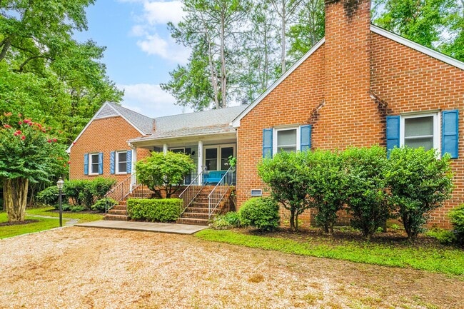 property at 1703 Choate Pl