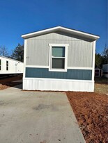 10301 SE 29th St in Midwest City, OK - Building Photo