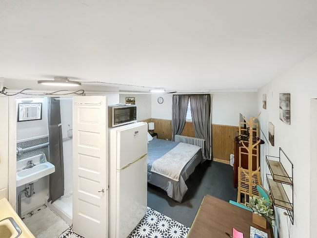 208 2nd St S, Unit 4 in Hallock, MN - Building Photo - Building Photo