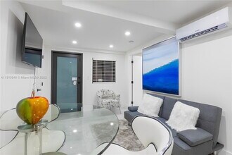 52 NE 47th St in Miami, FL - Building Photo - Building Photo