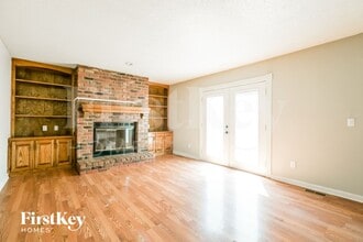 1419 S Sheridan Bridge Pl in Olathe, KS - Building Photo - Building Photo