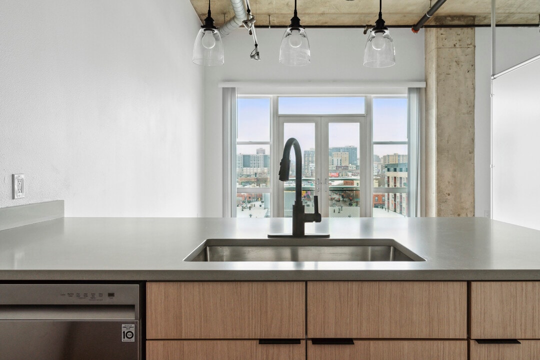 Premier Lofts in Denver, CO - Foto de edificio