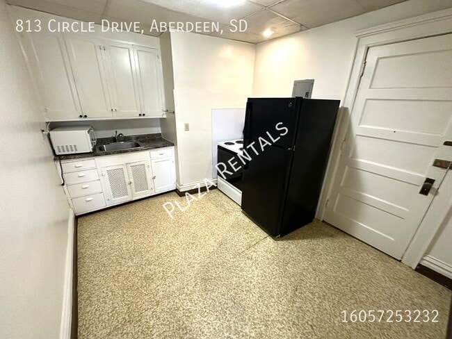 19 7th Ave SE in Aberdeen, SD - Building Photo - Building Photo