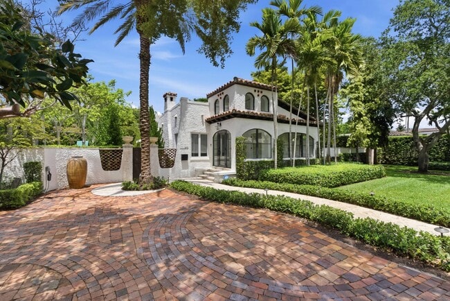 1615 Monroe St in Hollywood, FL - Building Photo - Building Photo