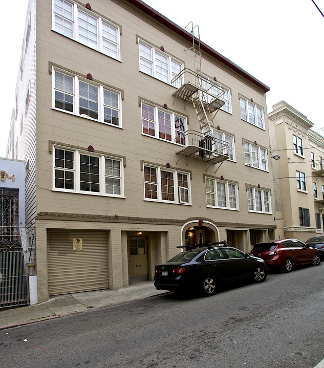 Brosnan Apartments in San Francisco, CA - Building Photo