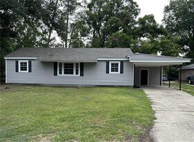 105 Rosewood Cir in Hammond, LA - Building Photo
