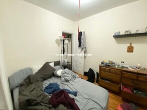20 Howell St, Unit 2 in Boston, MA - Foto de edificio - Building Photo