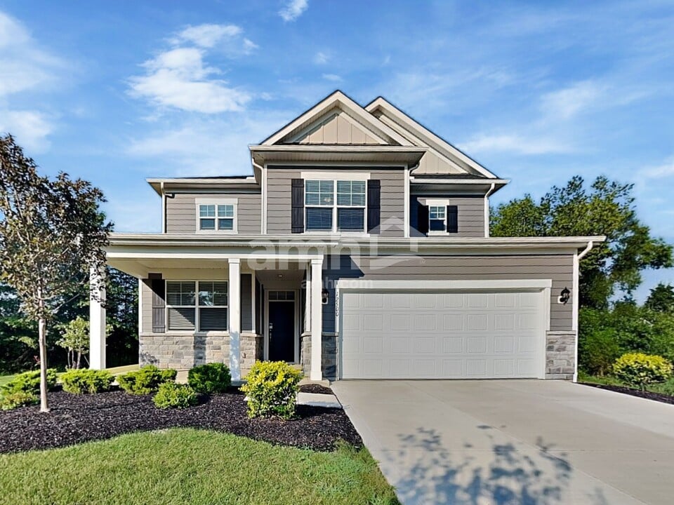 12500 Dardevle Ct in Etna, OH - Building Photo