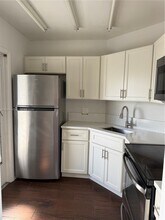 1021 Crystal Lake Dr in Pompano Beach, FL - Foto de edificio - Building Photo