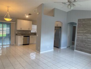4116 Pine Cone Terrace in North Port, FL - Building Photo - Building Photo