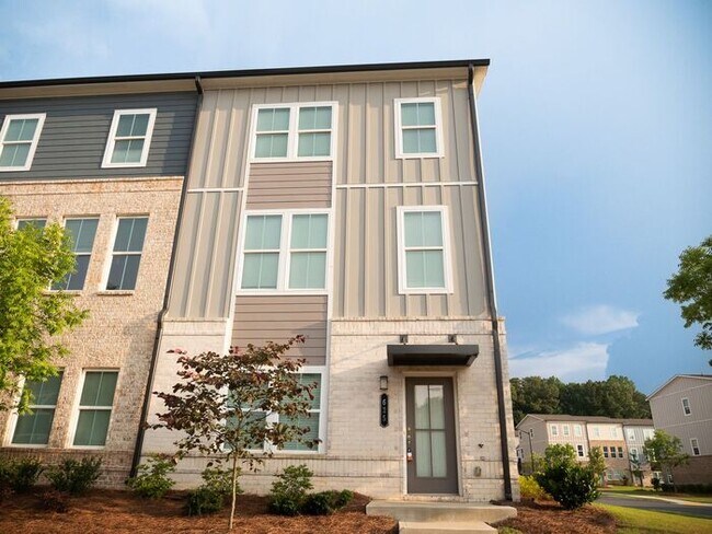 property at 625 Tiller Wy