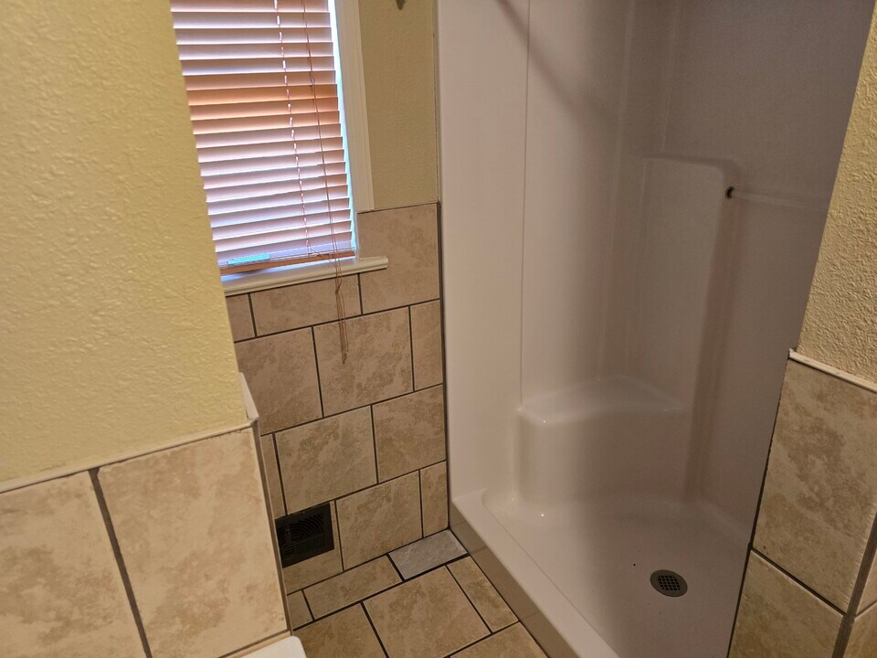 70 Amherst Ave in Pueblo, CO - Building Photo