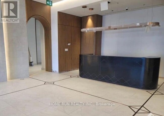 560 Rideau St in Ottawa, ON - Building Photo - Building Photo