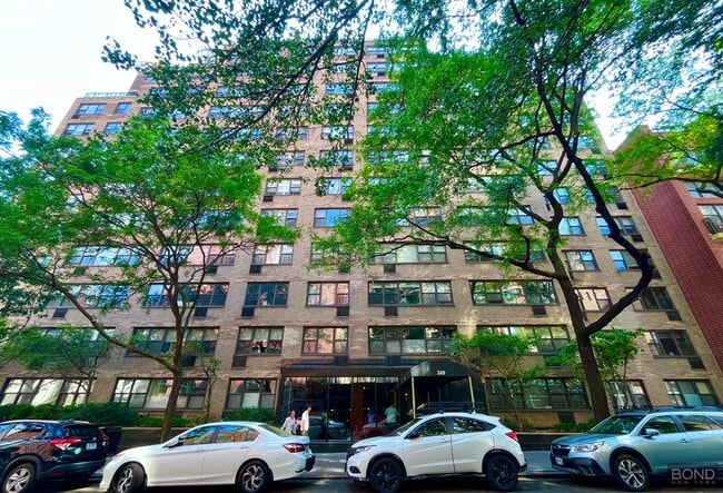 property at 340 E 74th St