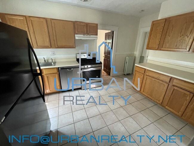 5 Radnor Rd, Unit 5