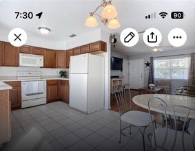 1585 Dead River Rd in Tavares, FL - Foto de edificio - Building Photo