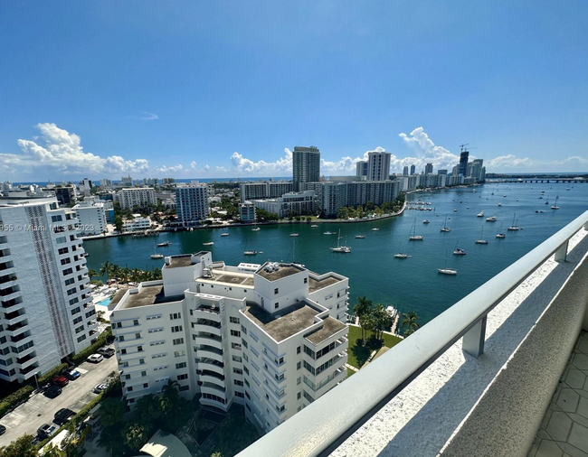 11 Island Ave | Rentals in Miami Beach, FL