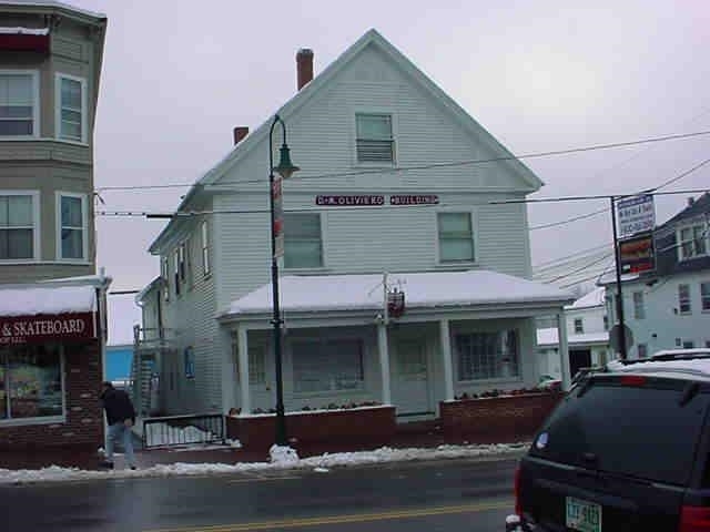 42 W Broadway in Derry, NH - Building Photo