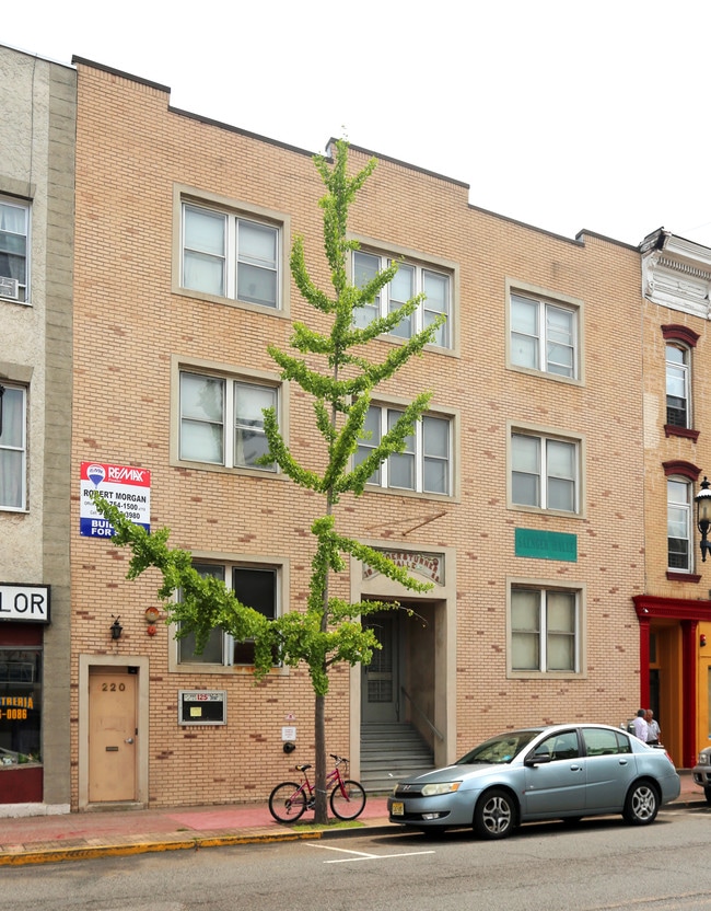 214 Somerset St