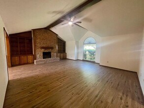 2705 Clover Glen Dr in Edmond, OK - Building Photo - Building Photo