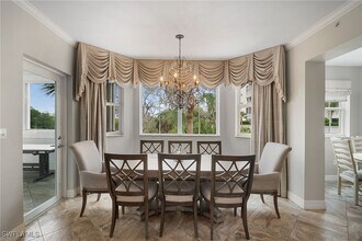 300 Dunes Blvd in Naples, FL - Building Photo - Building Photo