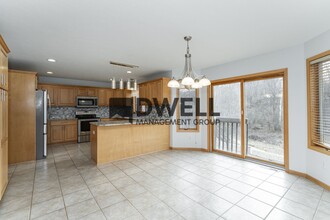 1368 Rocky Creek Dr NE in Rochester, MN - Building Photo - Building Photo