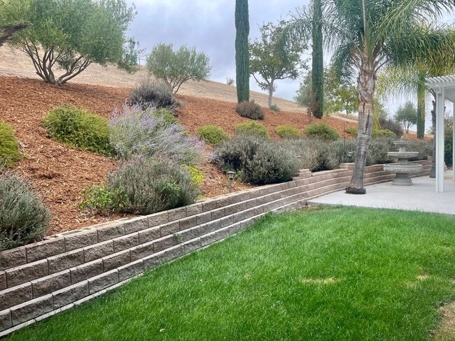 98 Nutwood Cir in Paso Robles, CA - Building Photo - Building Photo