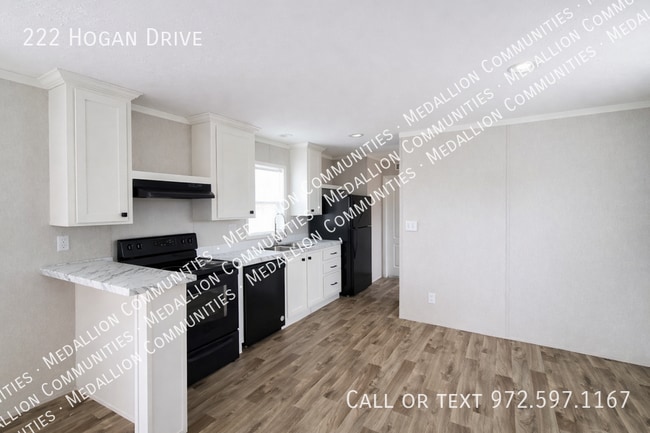 222 Hogan Dr in Newport News, VA - Building Photo - Building Photo