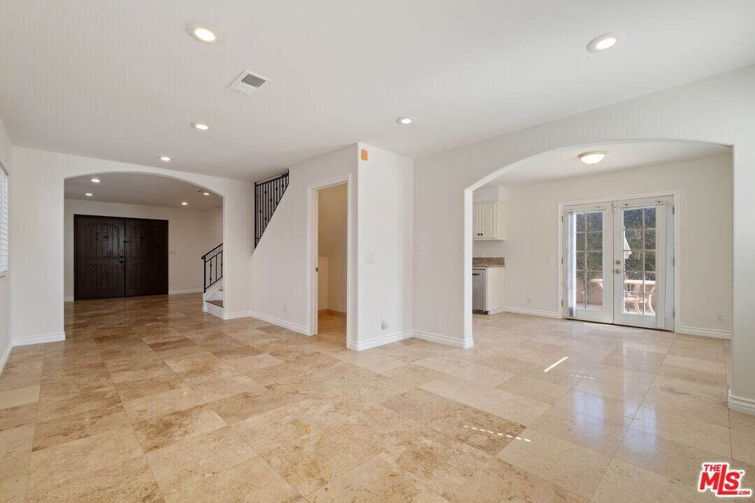 4128 W 122nd St in Hawthorne, CA - Building Photo