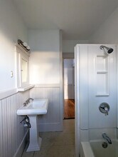 21 Phoenix St in Central Falls, RI - Building Photo - Building Photo