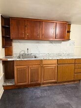 100 Hawkins St in Derby, CT - Building Photo - Building Photo