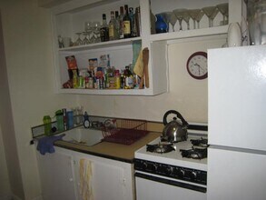 1868 Commonwealth Ave, Unit 5 in Boston, MA - Foto de edificio - Building Photo