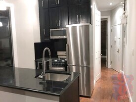 60 Avenue B, Unit 5D in New York, NY - Building Photo