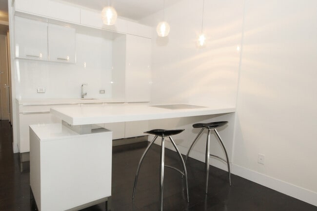 111 Fulton St in New York, NY - Building Photo - Building Photo