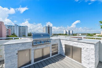 3270 NE 15th St in Pompano Beach, FL - Building Photo - Building Photo