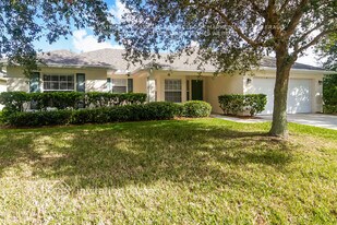 1711 Whitman Dr in Melbourne, FL - Building Photo