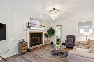 3871 Murdock Ct in Duluth, GA - Foto de edificio - Building Photo