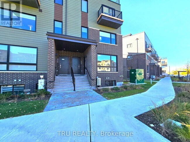 630 Mishi Private in Ottawa, ON - Building Photo - Building Photo