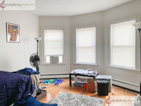 201 High St, Unit 2 in Brookline, MA - Foto de edificio - Building Photo