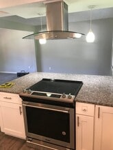 264 Pickwick Dr in Northfield, OH - Building Photo - Building Photo