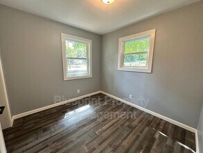 1812 Crescent Ave in Bessemer, AL - Building Photo - Building Photo