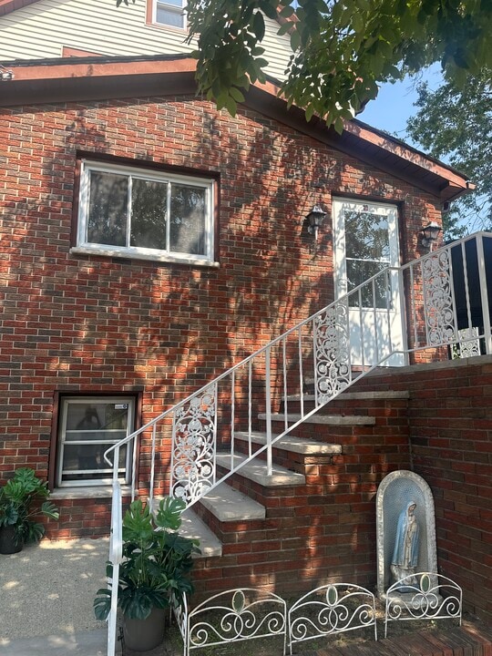 30 Orange Ave in Clifton, NJ - Building Photo