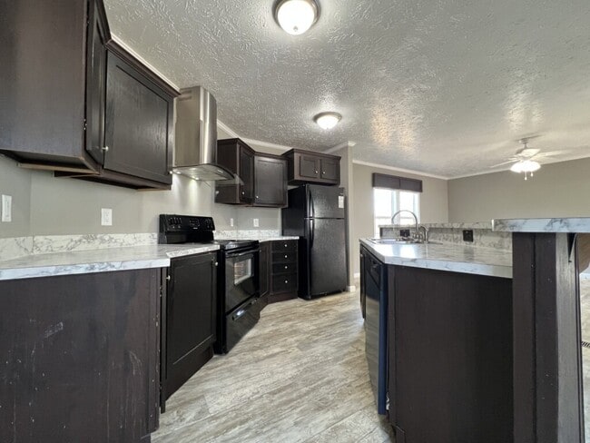 property at 300 Caseybrook Ct