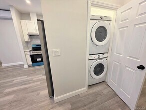 143 Jericho Tpke in Mineola, NY - Building Photo - Building Photo