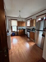 711 Emerson St, Unit 2 in Evanston, IL - Building Photo