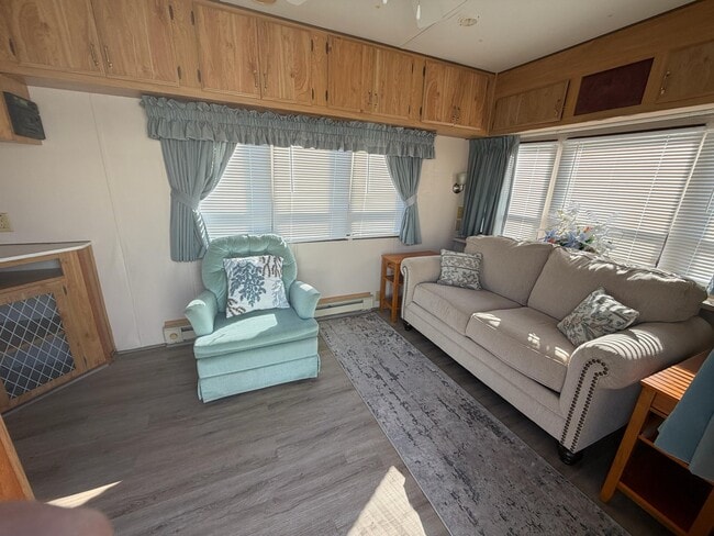 property at 1435 W King St