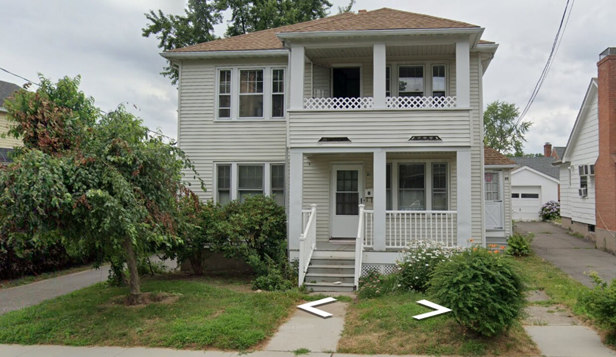 29-31 Nesbit Ave in West Hartford, CT - Building Photo