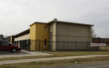 The Blox in Baton Rouge, LA - Building Photo - Building Photo